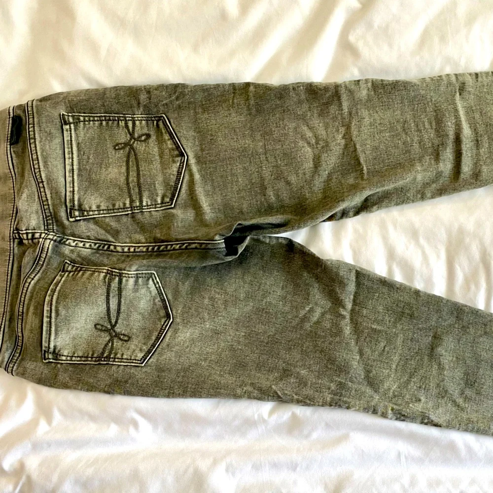 High rise Jegging - Picture 1 of 3